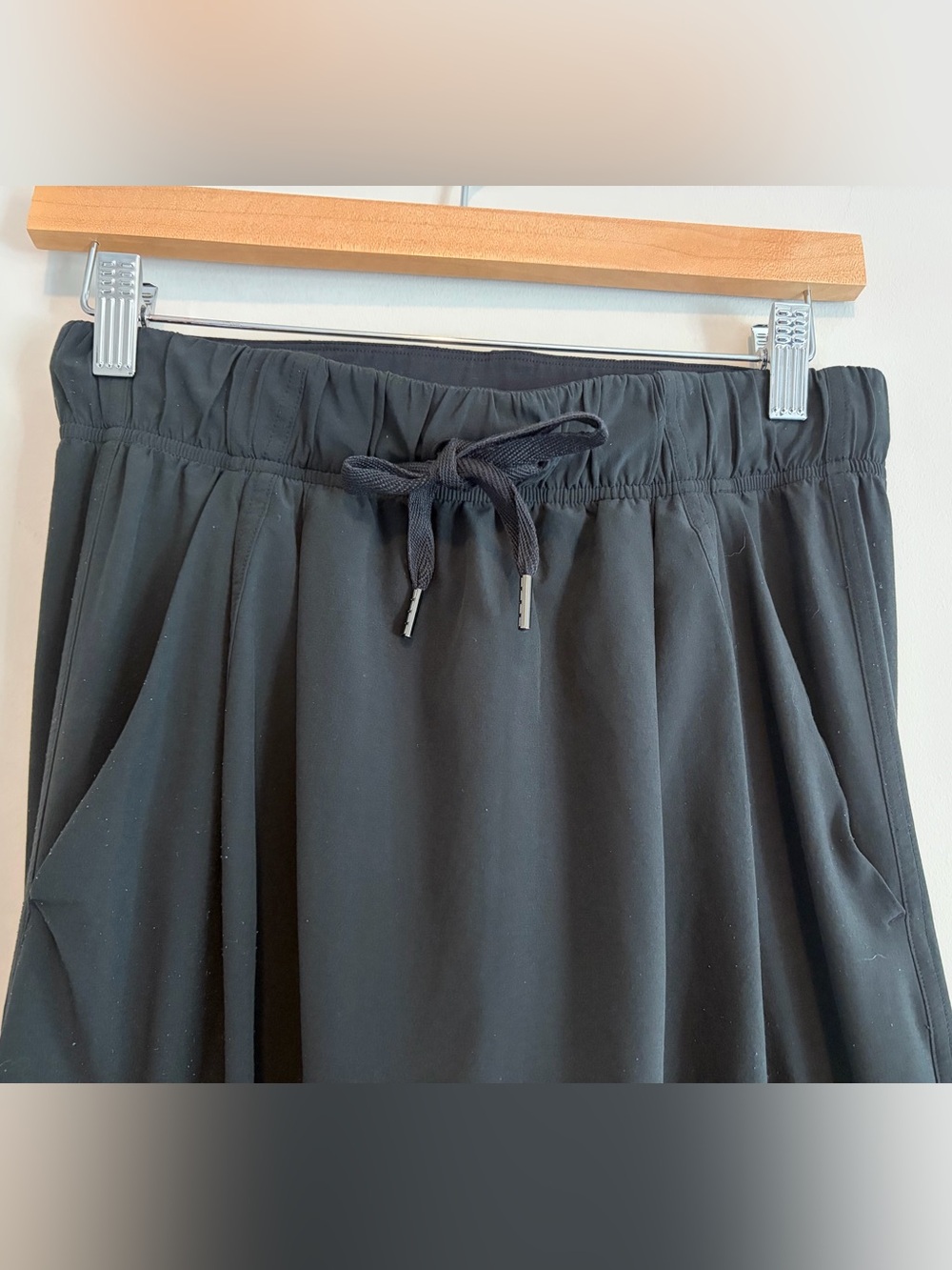 Lululemon Modern Tranquil Black Harem  Pants size 6 - Picture 5 of 14